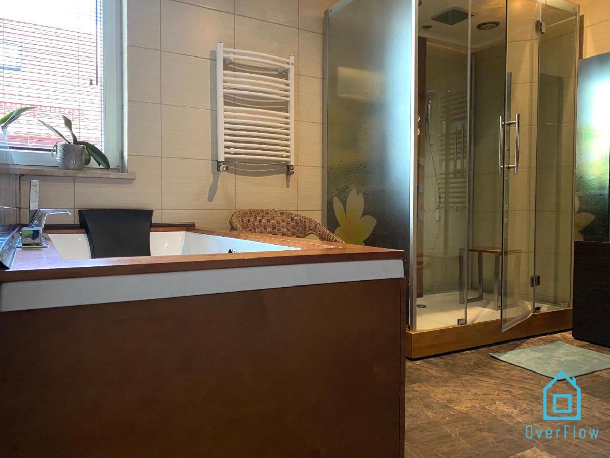 Lux Apartment - Lakefront Apartment In Kamien With Sauna & Hot Tub Only 30 Minutes From Gdansk And Gdynia エクステリア 写真